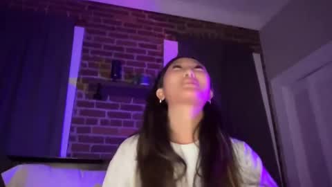 Snapshot of daisykimvip chatting on February 7, 2025, 2:29 am Daisy Kim online show from February 7, 2025, 2:29 am