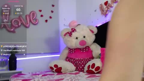 Daiyan Collins online show from February 19, 2025, 4:23 am