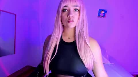 dakostelee1_ online show from November 8, 2025, 8:40 pm