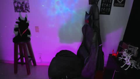 Dakota Crab online show from September 11, 2025, 11:16 pm