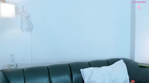 dakota_jhons1 online show from February 6, 2026, 5:38 pm