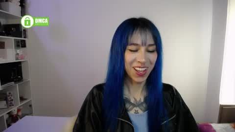 Maca online show from May 15, 2026, 3:52 pm