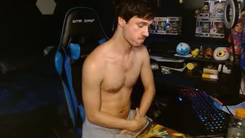 Snapshot of dakota_wndrs chatting on February 5, 2026, 4:00 pm Dakota Wonders online show from February 5, 2026, 4:00 pm