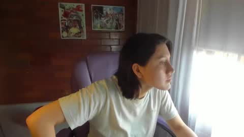 The girl of your dreams o online show from February 27, 2025, 6:31 pm