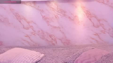 Dakota Ferreti online show from April 13, 2026, 8:25 pm