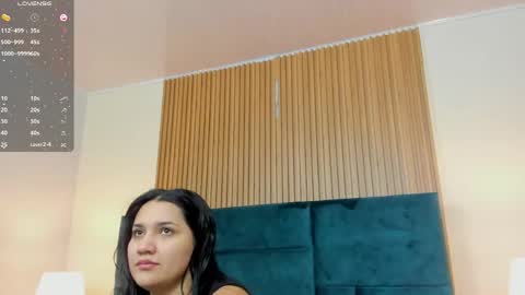 Violeta online show from May 21, 2026, 12:12 pm