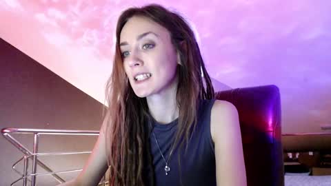 Snapshot of dalia_peach chatting on February 13, 2025, 1:15 pm Dalia online show from February 13, 2025, 1:15 pm