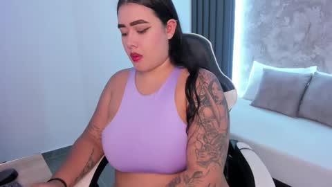 D A L I A  online show from December 2, 2025, 7:42 pm