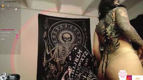 dalia_vorhees online show from February 21, 2025, 4:07 am