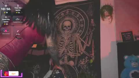 dalia_vorhees online show from November 21, 2025, 1:48 am