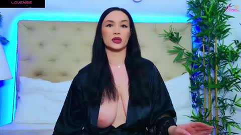 daliyaa_ online show from February 19, 2026, 1:18 pm