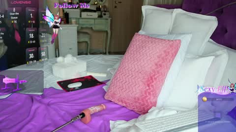 dalynnda25 online show from December 28, 2024, 1:17 pm