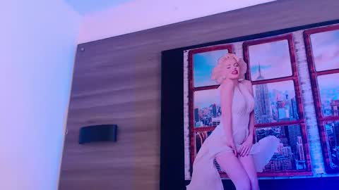         online show from November 28, 2025, 3:20 am