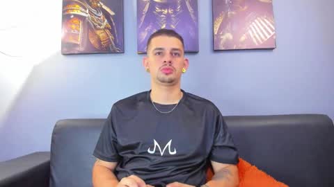 Snapshot of damian__oliver chatting on January 13, 2026, 6:29 am Damian Oliver online show from January 13, 2026, 6:29 am