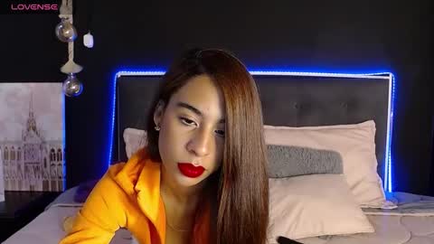 Snapshot of damian_n_lissa chatting on February 10, 2025, 1:55 pm damian_n_lissa online show from February 10, 2025, 1:55 pm