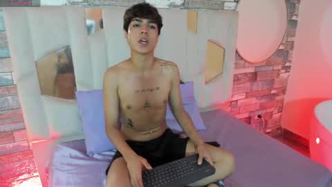 damian_tay online show from April 25, 2026, 1:41 pm