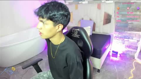 damian_tay online show from May 17, 2026, 11:39 am