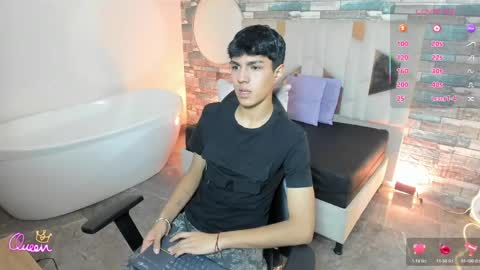 damian_tay online show from May 18, 2026, 11:38 am