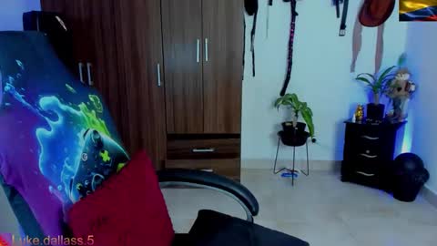 Damian torner online show from February 8, 2025, 1:54 pm