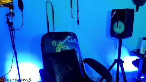 Damian torner online show from December 21, 2025, 8:32 am