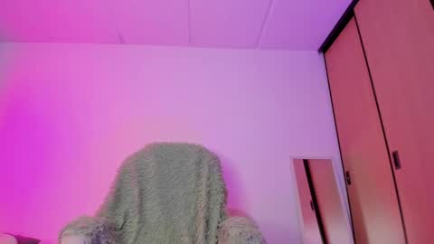 Criss online show from February 7, 2025, 4:59 am