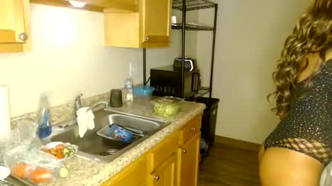 Nova online show from November 11, 2025, 6:19 pm