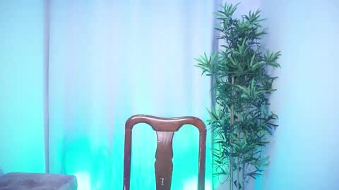 damon_frost online show from November 4, 2025, 6:18 pm