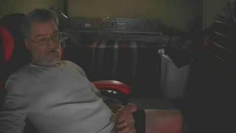 Snapshot of dan137111 chatting on March 7, 2026, 1:41 pm dan137111 online show from March 7, 2026, 1:41 pm
