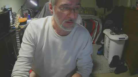 Snapshot of dan137111 chatting on March 25, 2026, 10:43 am dan137111 online show from March 25, 2026, 10:43 am