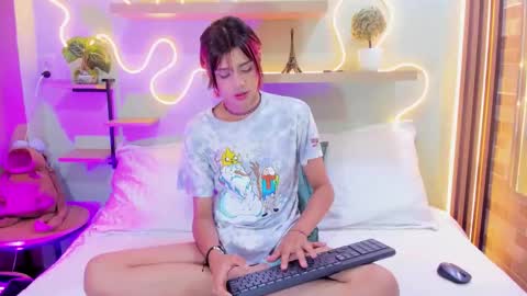 D A N online show from October 14, 2025, 1:45 pm