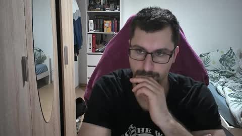 Snapshot of dan_the_man405 chatting on October 30, 2025, 7:58 pm King Dan online show from October 30, 2025, 7:58 pm