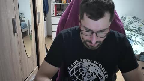 Snapshot of dan_the_man405 chatting on October 31, 2025, 8:54 pm King Dan online show from October 31, 2025, 8:54 pm