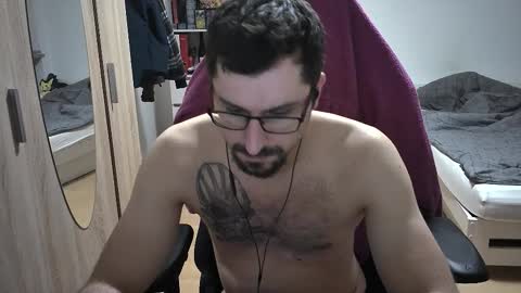 Snapshot of dan_the_man405 chatting on November 30, 2025, 8:46 pm King Dan online show from November 30, 2025, 8:46 pm