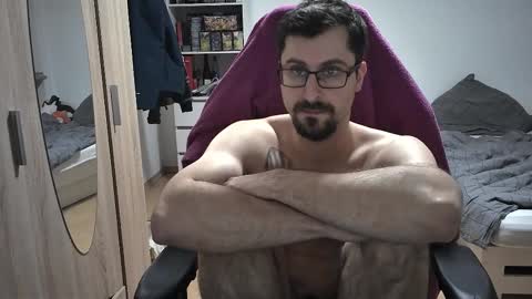 Snapshot of dan_the_man405 chatting on December 2, 2025, 7:42 pm King Dan online show from December 2, 2025, 7:42 pm