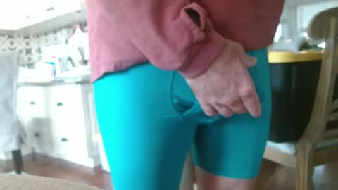 Dan online show from December 8, 2024, 1:14 pm