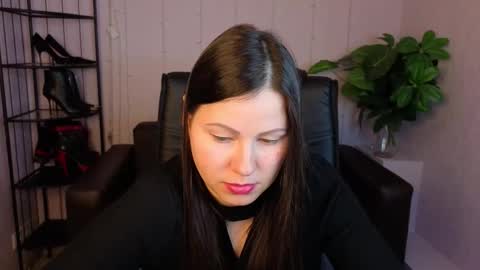 Dana Dom online show from March 16, 2026, 5:44 am