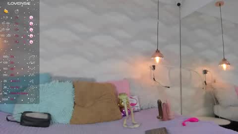    online show from February 19, 2026, 10:28 pm