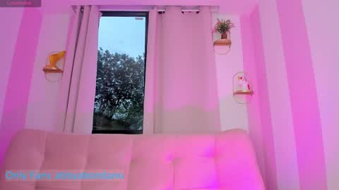 Snapshot of danafinet chatting on September 17, 2025, 11:01 am A B B Y online show from September 17, 2025, 11:01 am