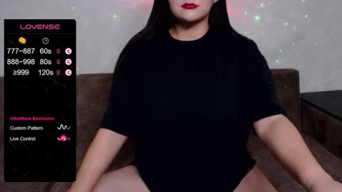 Snapshot of dandelionynyyy chatting on October 18, 2025, 7:03 pm Edel online show from October 18, 2025, 7:03 pm