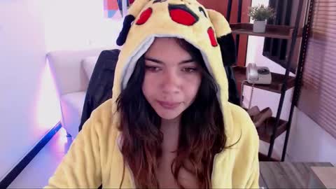 Snapshot of dangel_noir6 chatting on September 16, 2025, 11:55 am Veronica online show from September 16, 2025, 11:55 am