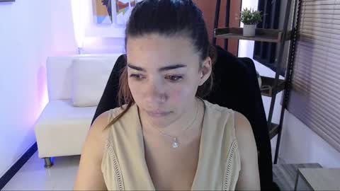 Snapshot of dangel_noir6 chatting on October 6, 2025, 10:56 am Veronica online show from October 6, 2025, 10:56 am