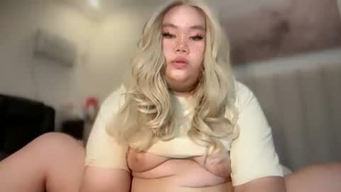 Snapshot of dangerous_womanxx chatting on July 8, 2026, 3:38 pm Ms. K online show from July 8, 2026, 3:38 pm