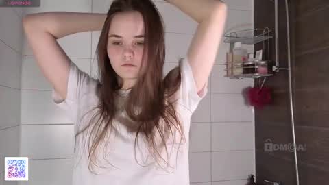 Eva online show from October 31, 2025, 3:46 pm