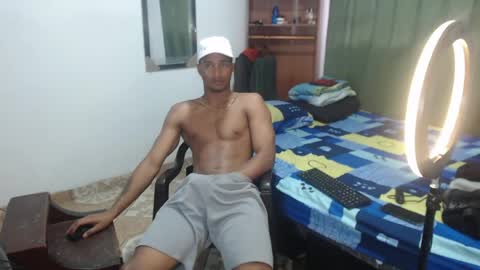 dani_brown19 online show from May 9, 2026, 7:08 pm