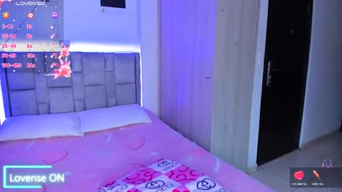 Dani  online show from November 17, 2025, 10:26 pm