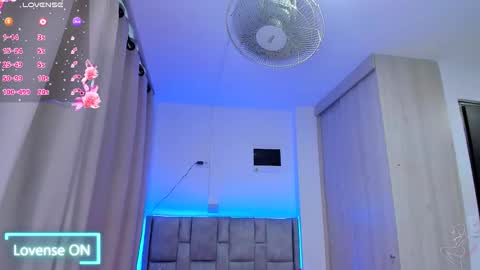 Dani  online show from November 21, 2025, 9:24 pm