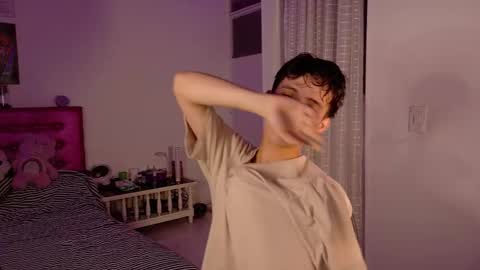 Dani Dancer online show from February 1, 2026, 12:09 am