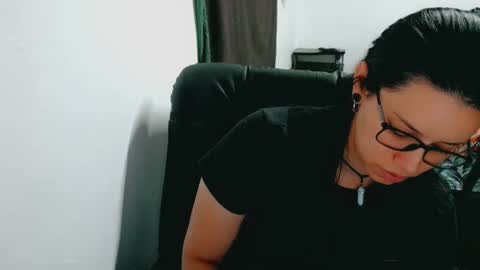 dani y jocelyn online show from December 5, 2025, 8:16 pm