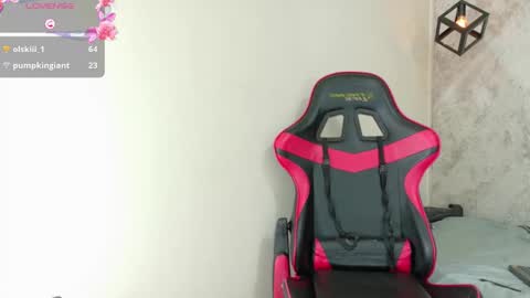 Snapshot of dani_lue chatting on March 7, 2026, 1:41 pm dani_lue online show from March 7, 2026, 1:41 pm