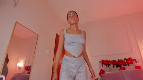 Snapshot of dani_skinny_ chatting on December 23, 2024, 11:36 am Hi I am Dani online show from December 23, 2024, 11:36 am